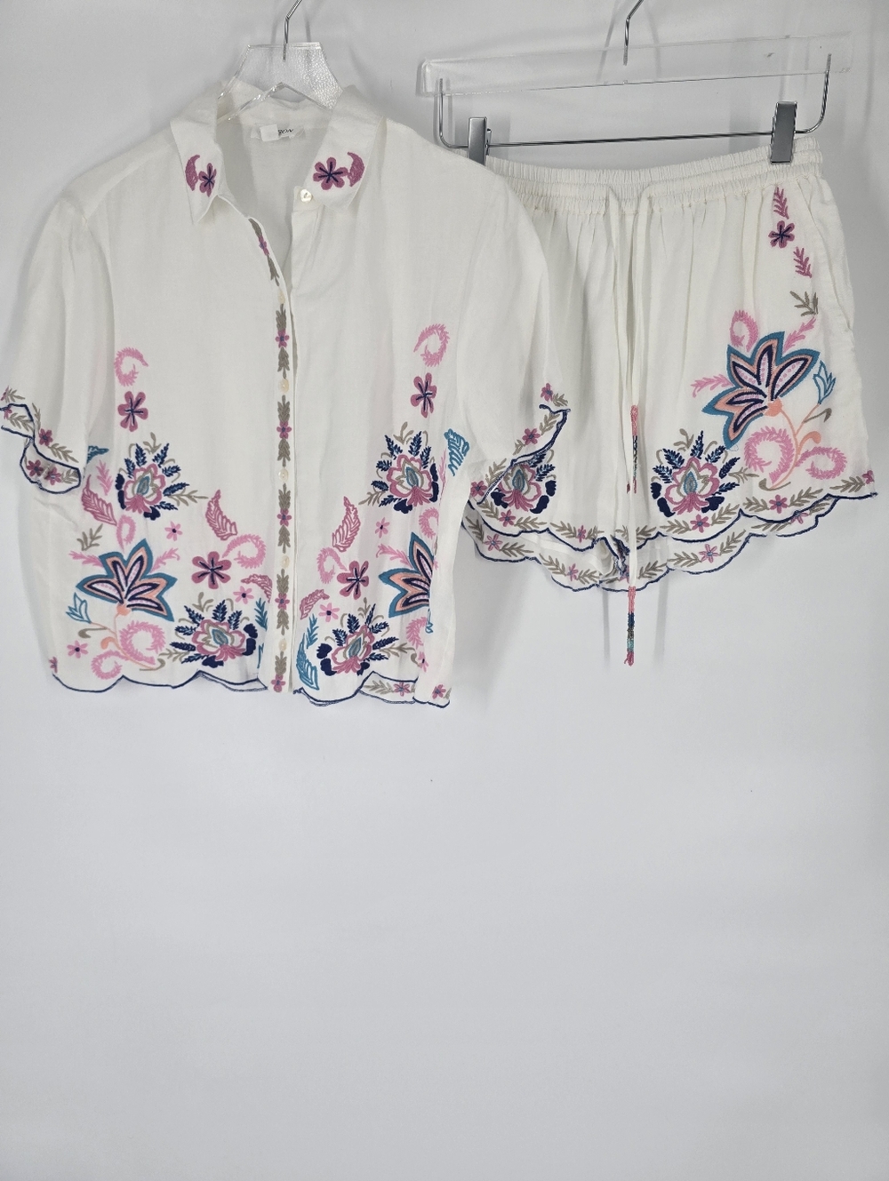 Allison New York Embroidered White Set Button Short Sleeve Top Shorts Size S